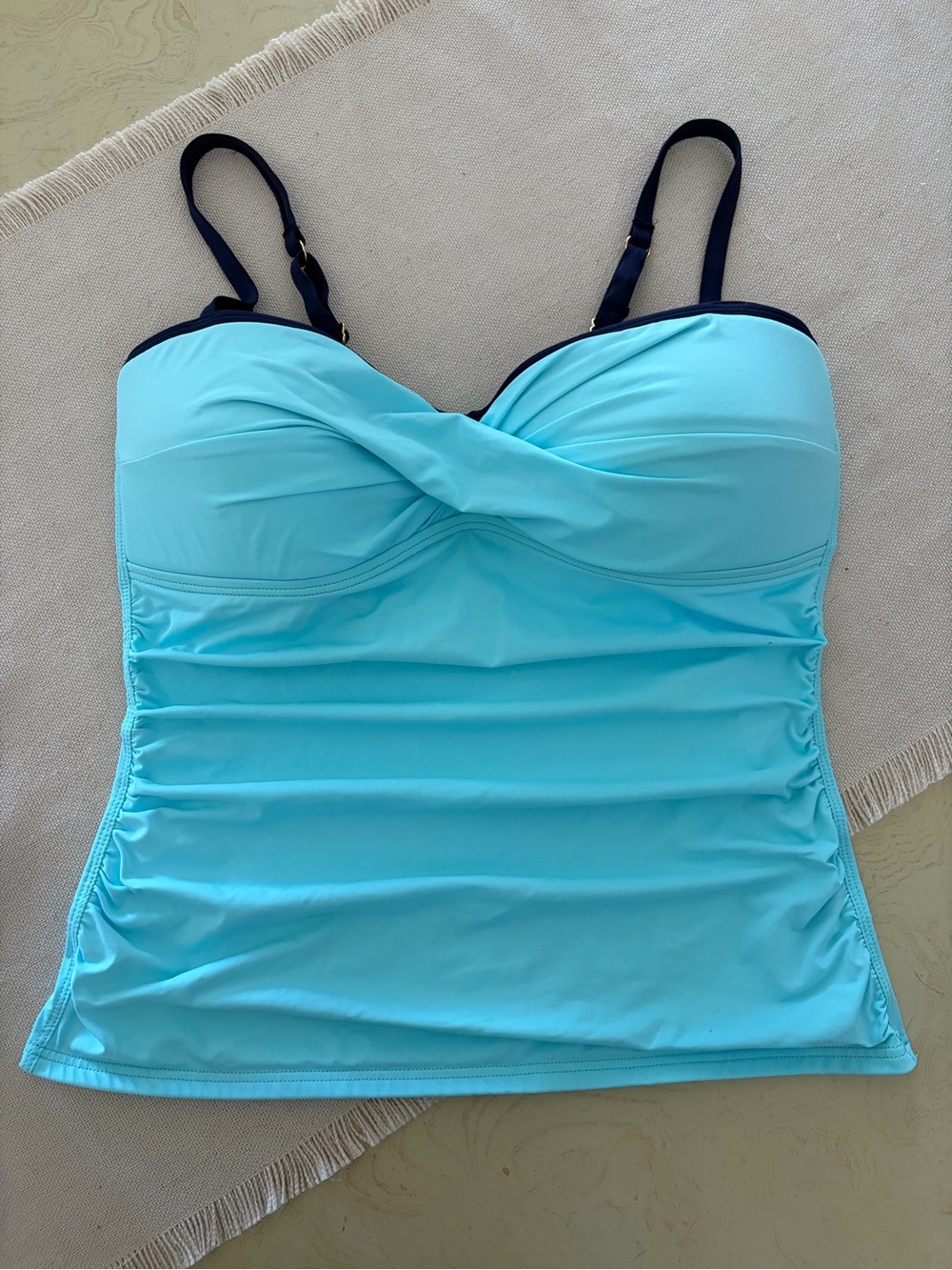 Tommy Bahama Tankini swim top in Aqua and mare blue women’s size Small